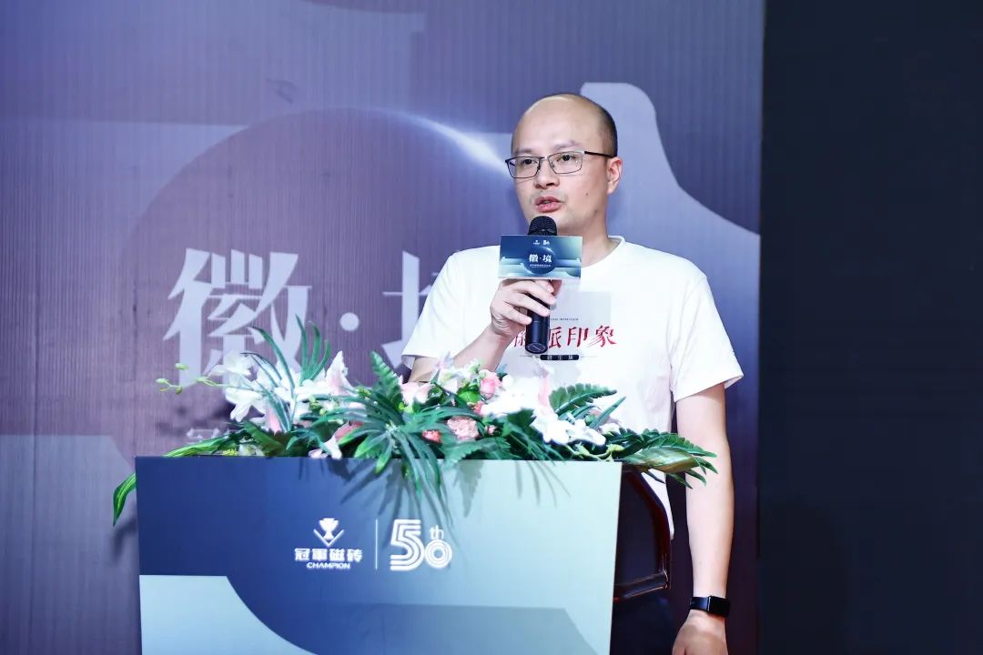 1661561547740904.jpg 冠軍磁磚董事總經理龍根.jpg