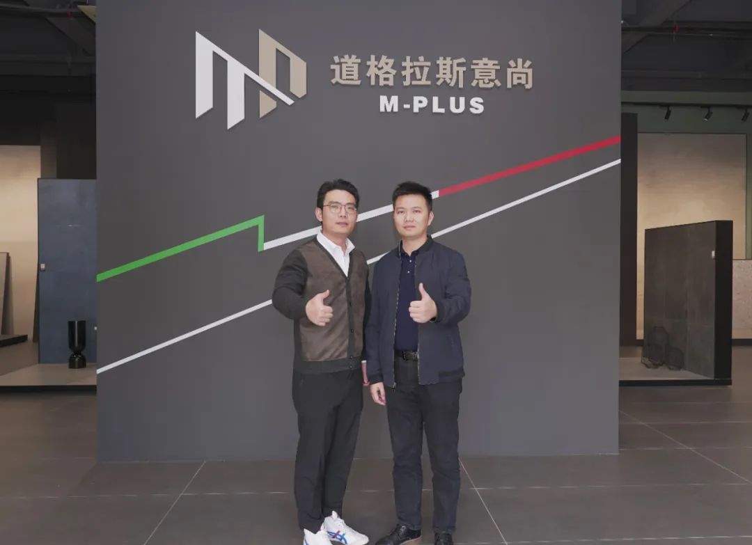 1671892187351261.jpg 道格拉斯趙帆:不設限,無極限 探討年輕品牌運營之道.jpg