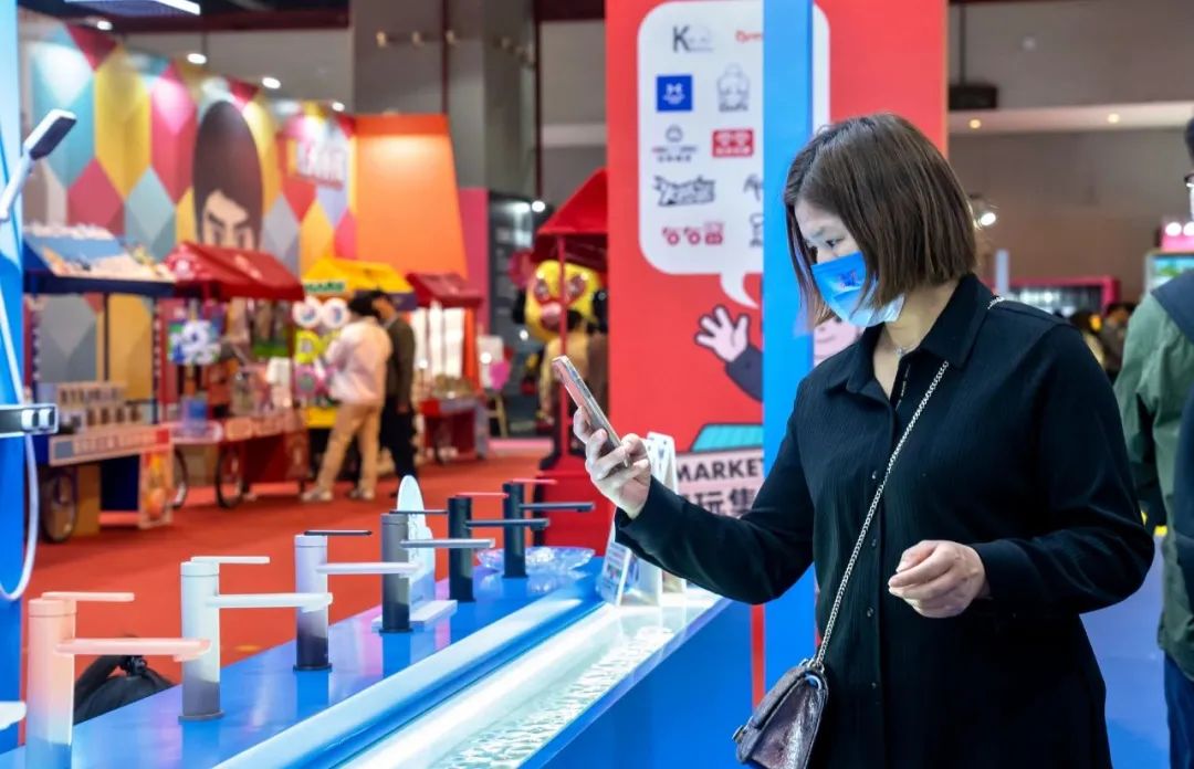 1678595497245161.jpg 浴“潮”出圈!浪鯨衛(wèi)浴驚艷亮相2022廣州設(shè)計(jì)周6.jpg