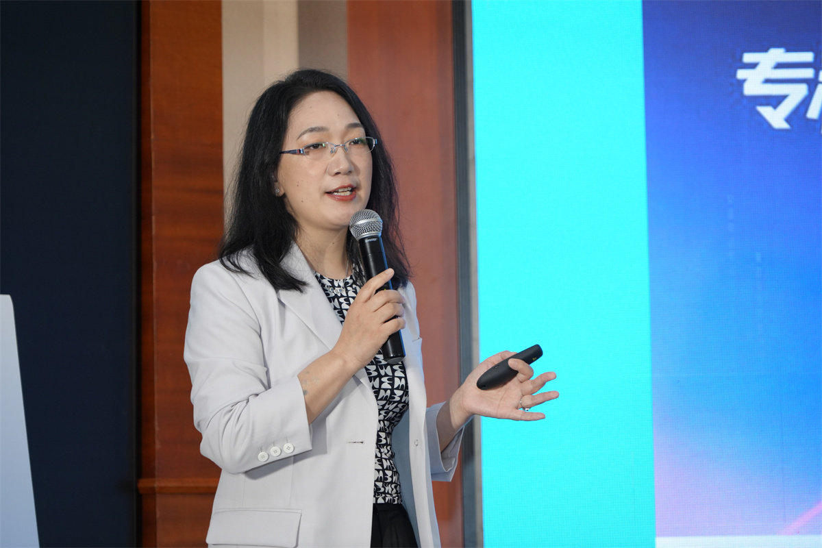 1681799062368944.jpg 佛山市鼎維設計有限公司總經理程小麗.jpg