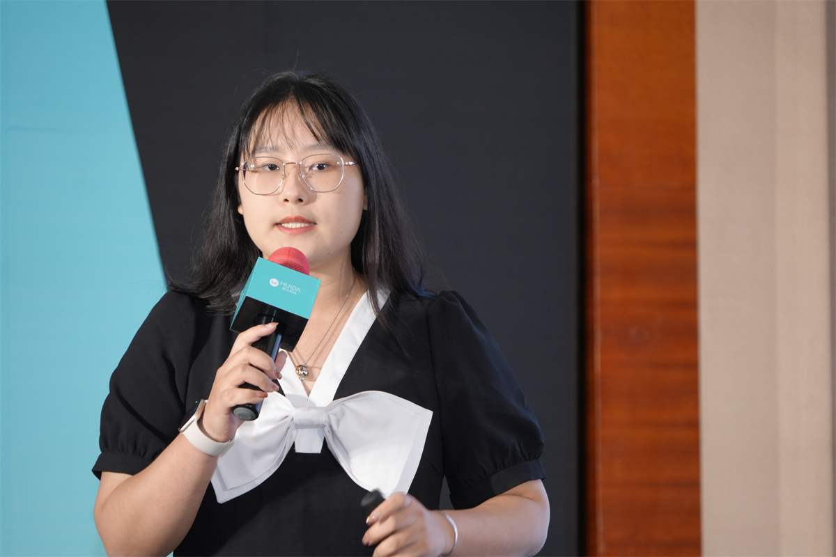 1681799067482503.jpg 佛山市首掌科技首席培訓師溫睿敏.jpg