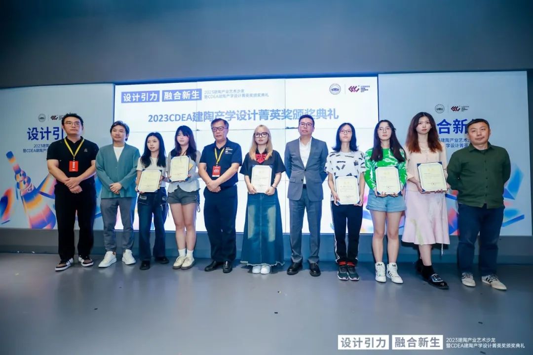 1697764215797625.jpg 8.jpg