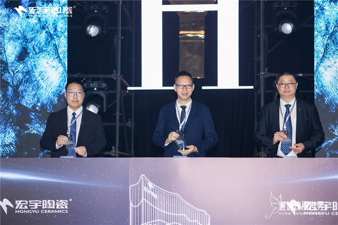 1733724639624538.jpg 3-數(shù)字展廳啟動.jpg